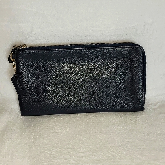 COACH Wallet Pebble Leather Double Zipper - Picture 1 of 2